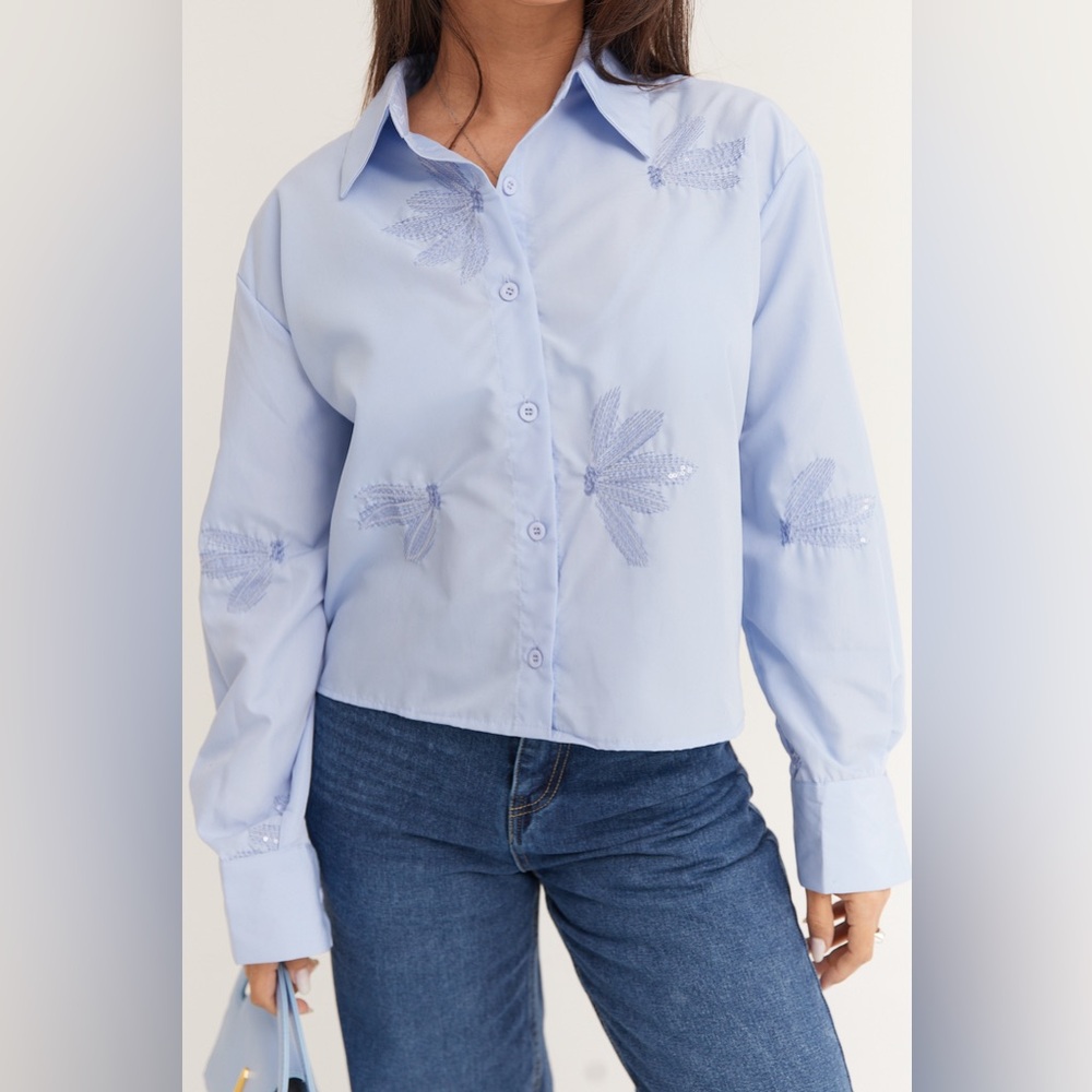 Zara Sequin Appliqués Embroidered Cropped Button Down Shirt Sz S Light Blue NEW